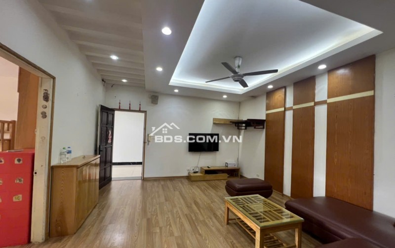 Cần bán gấp căn hộ chung cư Vimeco Nguyễn Chánh - Cầu Giấy